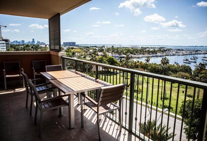 سوئیت دلوکس 2 خوابه, The Mutiny Luxury Suites