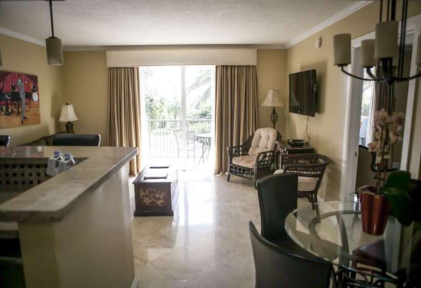 اتاق لوکس, The Mutiny Luxury Suites