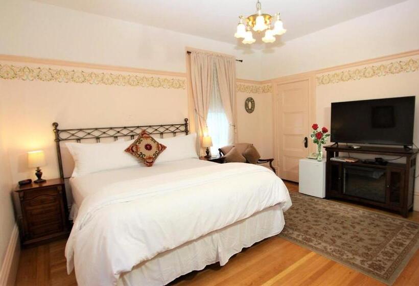 اتاق سوپریور با تخت بزرگ, The Napa Inn