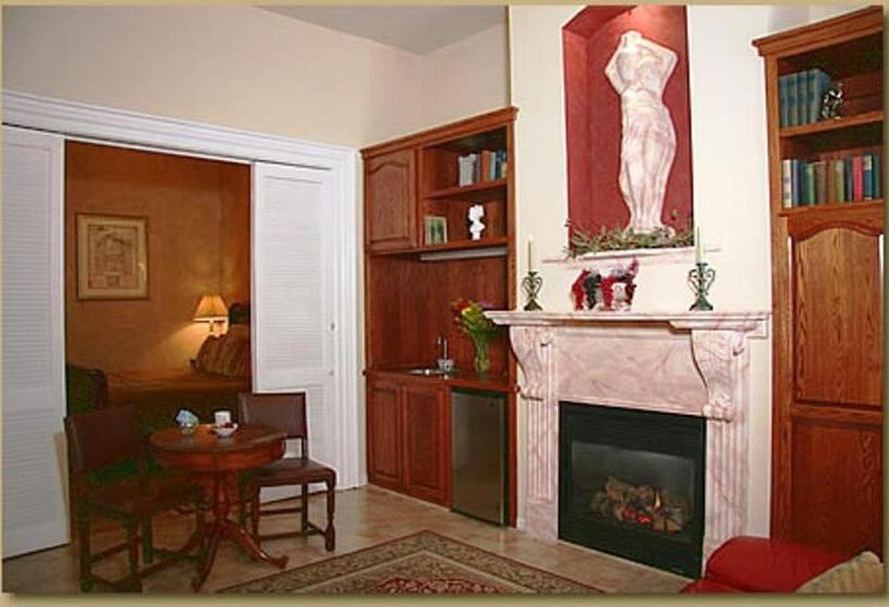 استودیوی لوکس, The Napa Inn