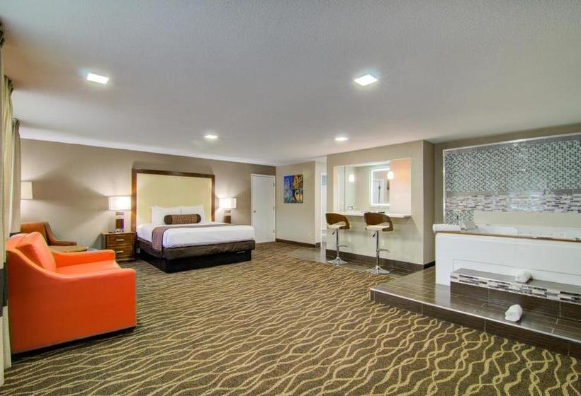 سوئیت با تخت بزرگ, Westbridge Inn And Suites