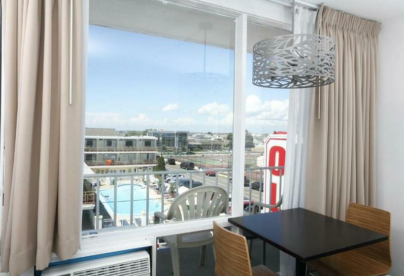 اتاق لوکس, Olympic Island Beach Resort