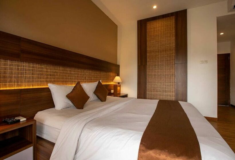 اتاق استاندارد با بالکن, Ratan Uluwatu Hotel And Villas