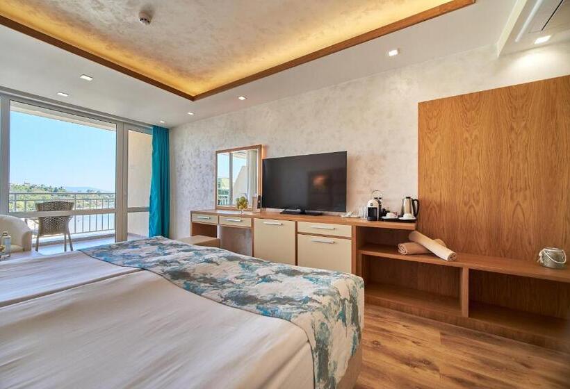 Standard Room with Balcony Side Sea View, Bilyana Beach Hotel   All Inclusive & Free Beach Access