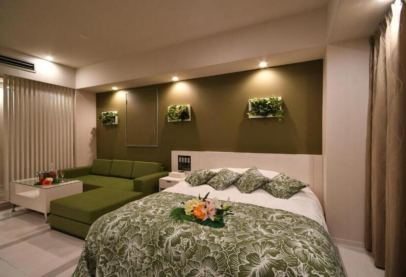 اتاق سوپریور با تخت بزرگ, Ageha Cinq Boutique