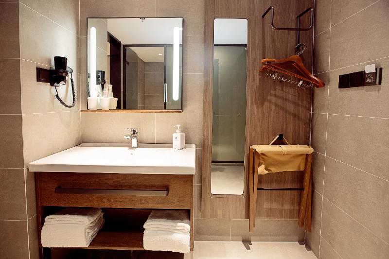 اتاق لوکس, Hanting  Zhengzhou East Haihang Road