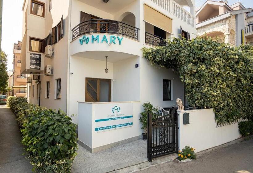 آپارتمان 1 خوابه با تراس, Apartments Mary