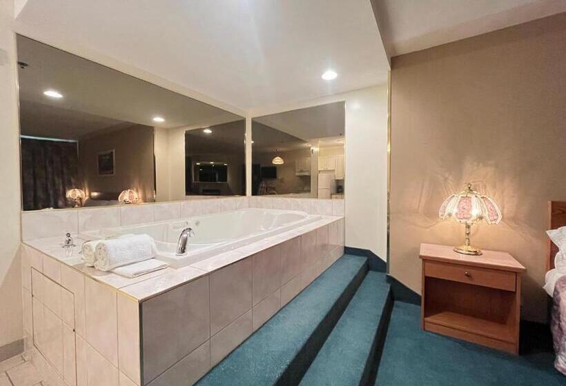 اتاق استاندارد با تخت بزرگ, Western Budget Motel #3 Whitecourt