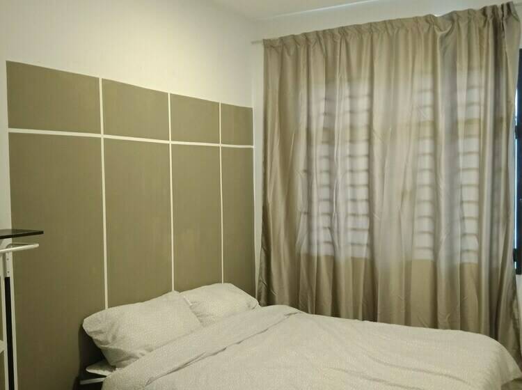 اتاق استاندارد با تخت دوبل, Gosh Desaru Bed Space