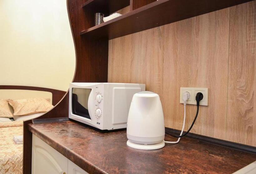 اتاق استاندارد, Apartment Nr. 8
