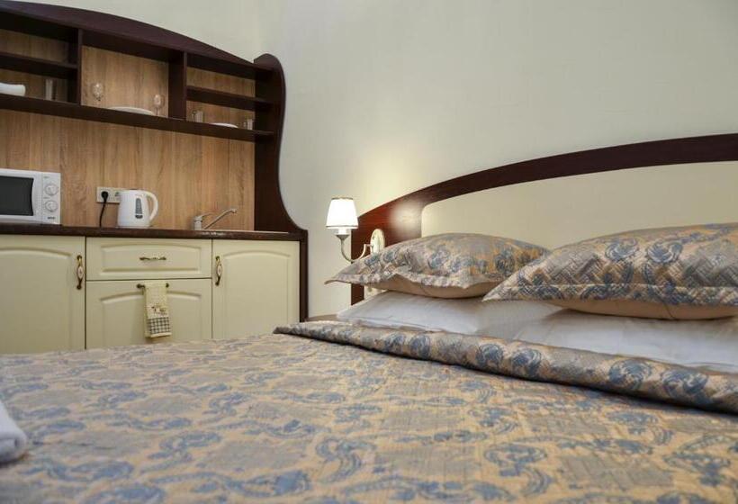 اتاق لوکس با بالکن, Apartment Nr. 8