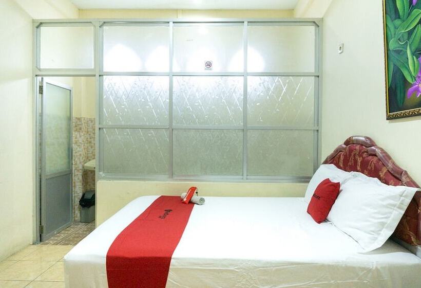 اتاق استاندارد, Reddoorz Near H. Hasan Aroeboesman Airport
