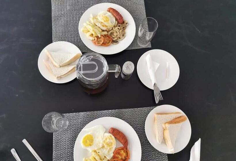 اتاق لوکس, K4 Bed And Breakfast