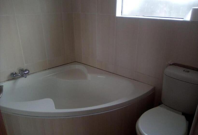 اتاق لوکس, K4 Bed And Breakfast