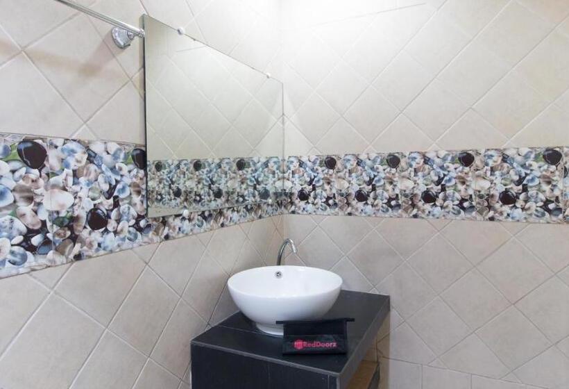 اتاق استاندارد, Reddoorz At Teofila Lodge