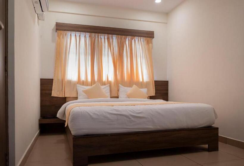 اتاق لوکس, Sharda Residency