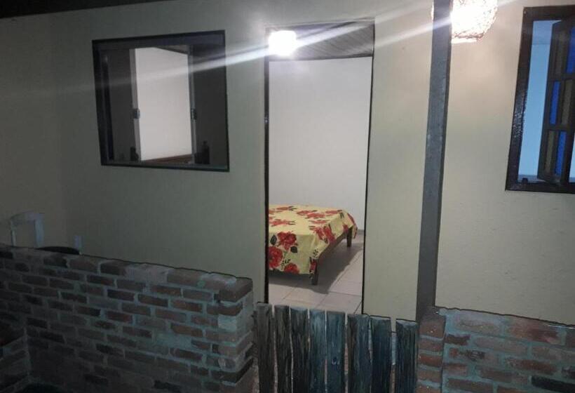اتاق استاندارد, Man Cave Hostel
