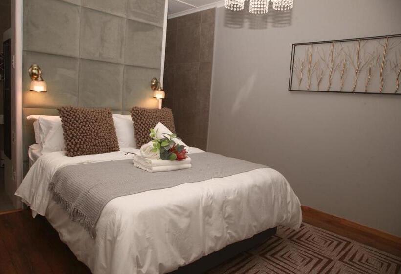 اتاق استاندارد با چشم‌انداز استخر, The Retreat Guesthouse