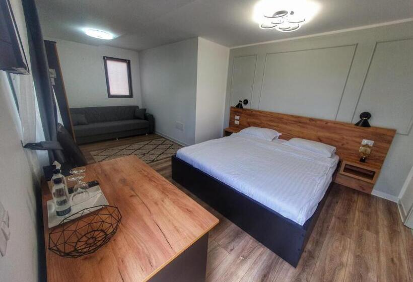 اتاق سوپریور سه تخته, Vily Luxury Rooms