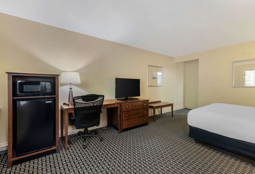 Suite Adaptada para personas con movilidad reducida, Best Western Plus Brunswick Bath