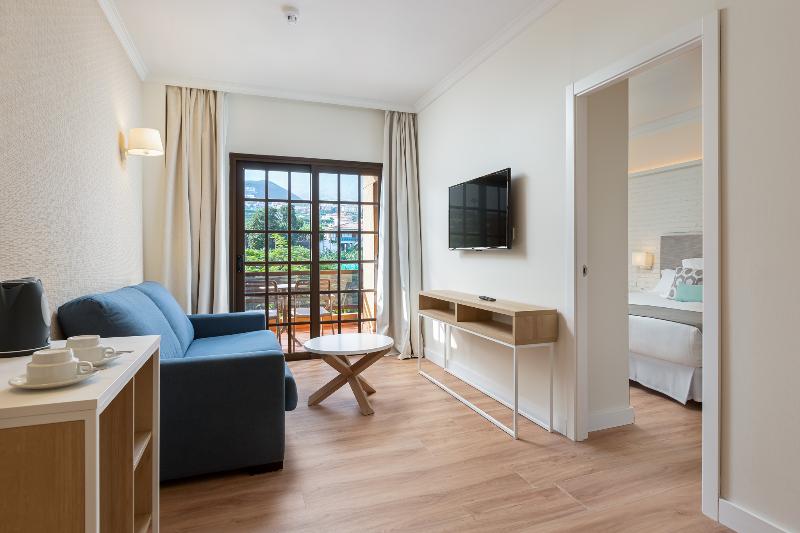 سوئیت برای معلولان, Best Western Plus Brunswick Bath