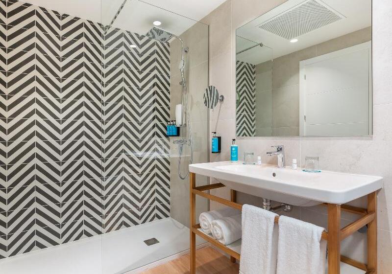 سوئیت برای معلولان, Best Western Plus Brunswick Bath