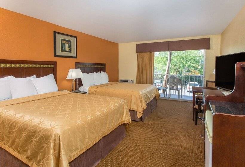 اتاق استاندارد با 2 تخت دوبل, Days Inn By Wyndham Palm Springs