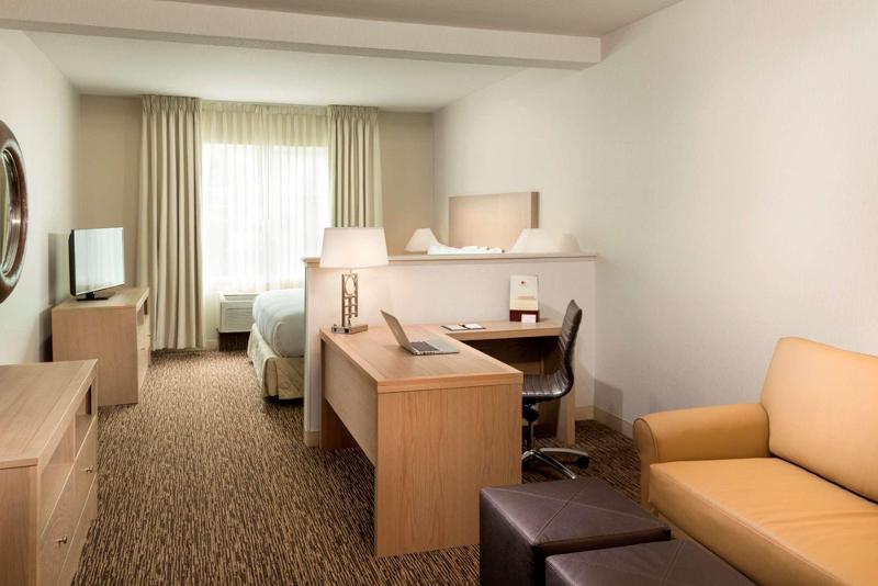 اتاق استاندارد با تخت بزرگ, Doubletree By Hilton Hotel Vancouver