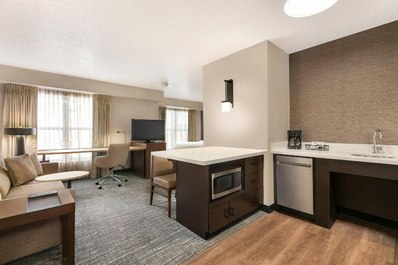 اتاق استاندارد با تخت بزرگ, Doubletree By Hilton Hotel Vancouver