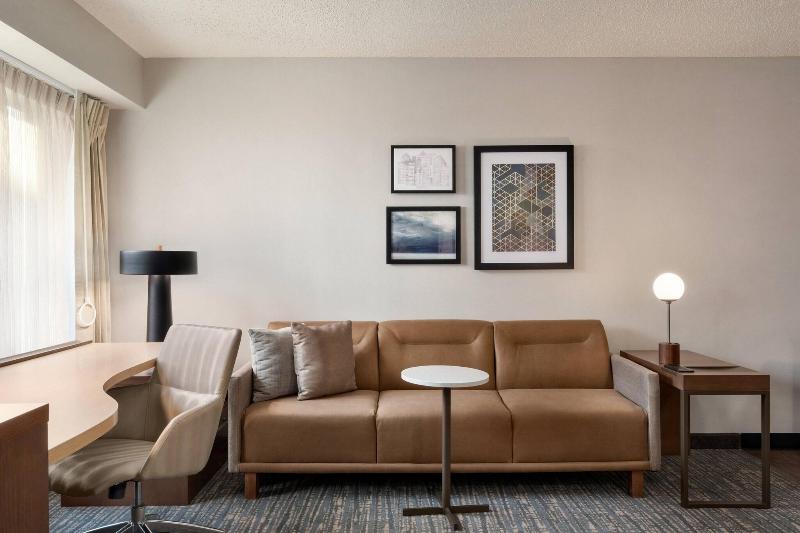 اتاق استاندارد با تخت بزرگ, Doubletree By Hilton Hotel Vancouver