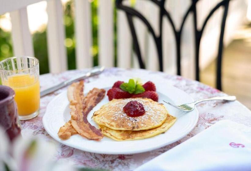 اتاق سوپریور با تخت بزرگ, Palmer House Inn