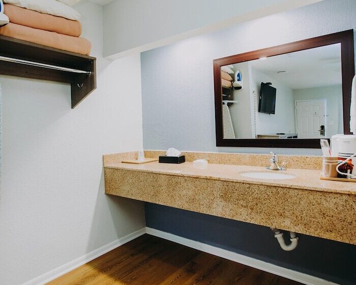 اتاق استاندارد با 2 تخت دوبل, Scottish Inn & Suites   Kemah Boardwalk