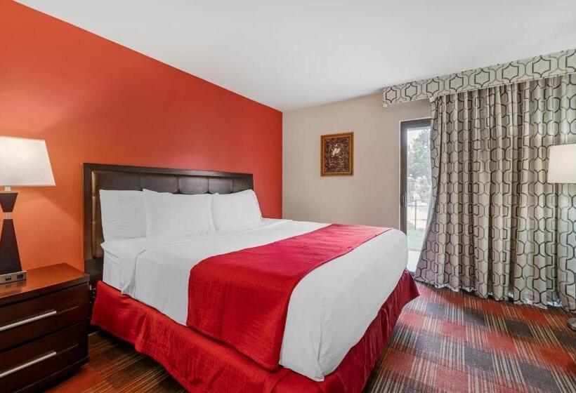 带泳池景观及2个卧室的公寓, Polynesian Hotel & Suites Wisconsin Dells/lake Delton