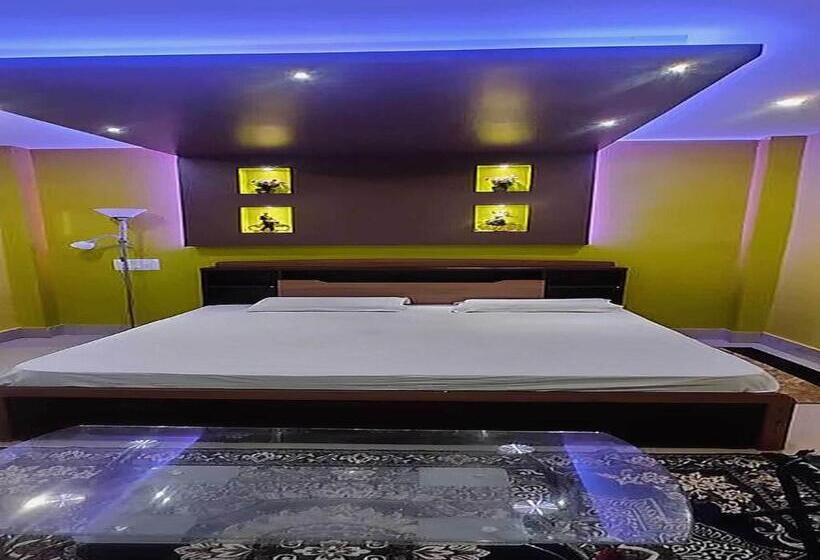 اتاق کلاسیک سه تخته, Spot On 63948 Prince Residency And Restaurant