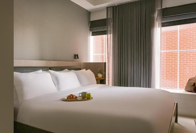 Standardzimmer Kingsize Bett, Sonder 907 Main