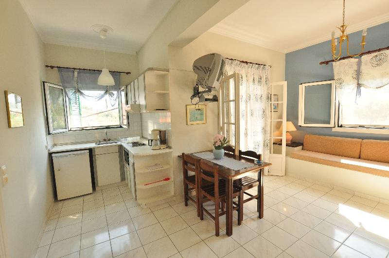 آپارتمان 2 خوابه, Elena Apartments Corfu