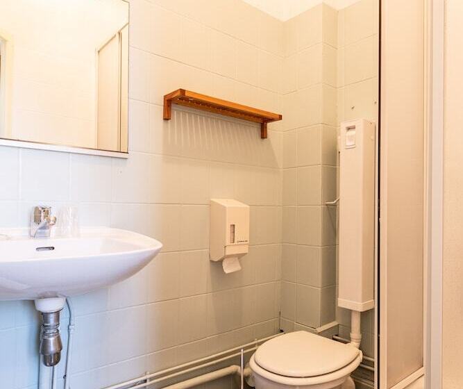 اتاق استاندارد یک نفره, Des Bains