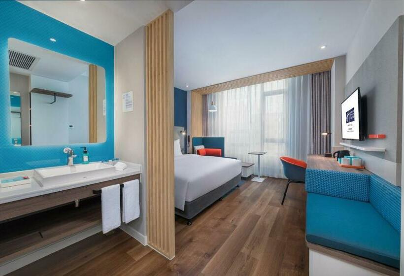 اتاق استاندارد با تخت بزرگ, Holiday Inn Express Ningbo City Center, An Ihg