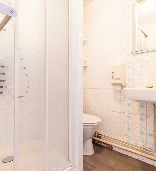اتاق استاندارد یک نفره, Des Bains