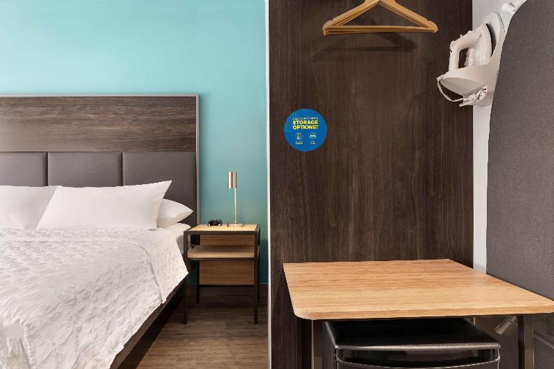 اتاق استاندارد با تخت بزرگ, Tru By Hilton Albany Airport, Ny