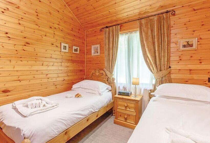 اتاق استاندارد, Tilford Woods Lodge Retreat
