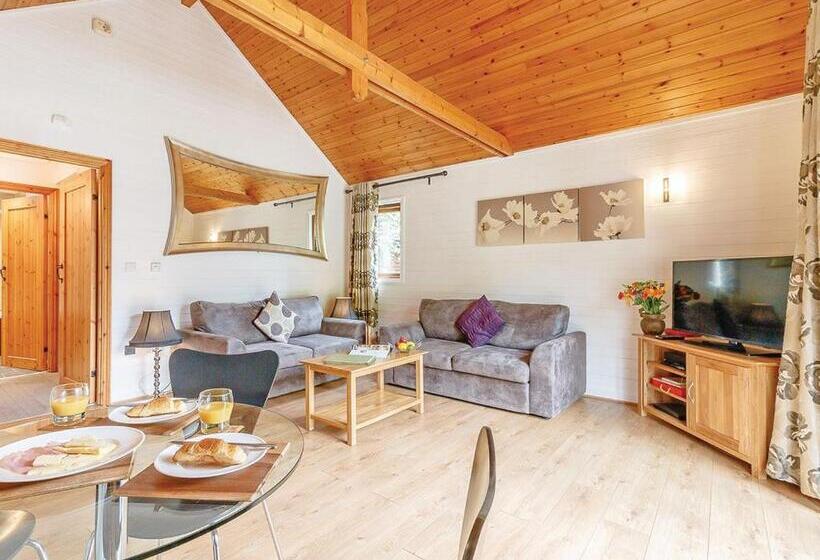 اتاق پرمیوم, Tilford Woods Lodge Retreat