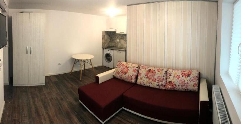 اتاق اکونومی, Stanford Aparthotel