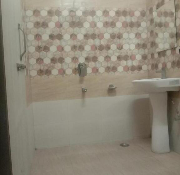 Economy Triple Room, Shree Hari Castle