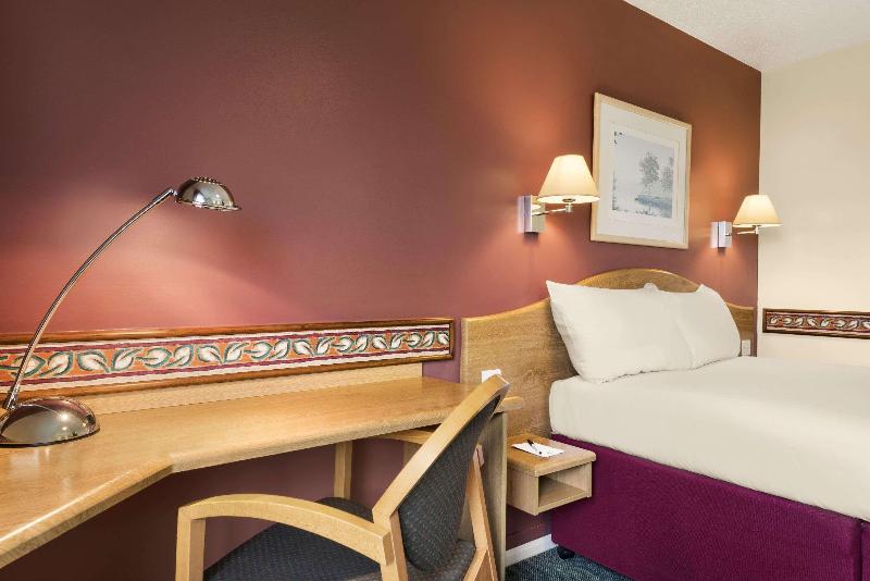 استودیوی استاندارد, Residhome Puteaux La Defense