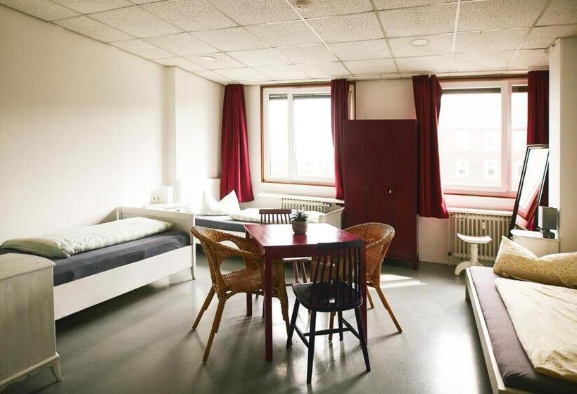Bed in Shared Room with Shared Bathroom, Sleep Station Hostel