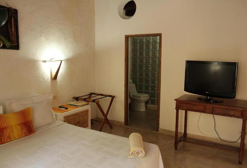 سوییت, Casa Del Tejadillo