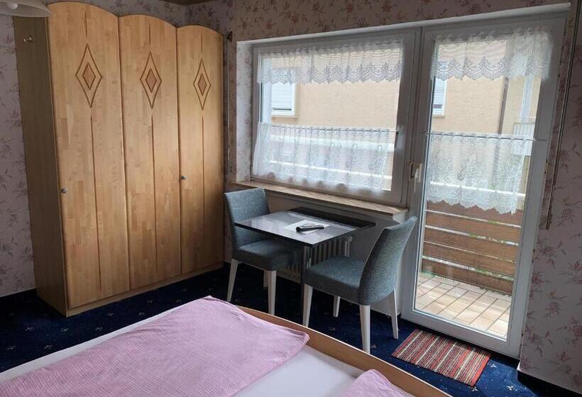 اتاق استاندارد با بالکن, Gästehaus Am Lindenweg