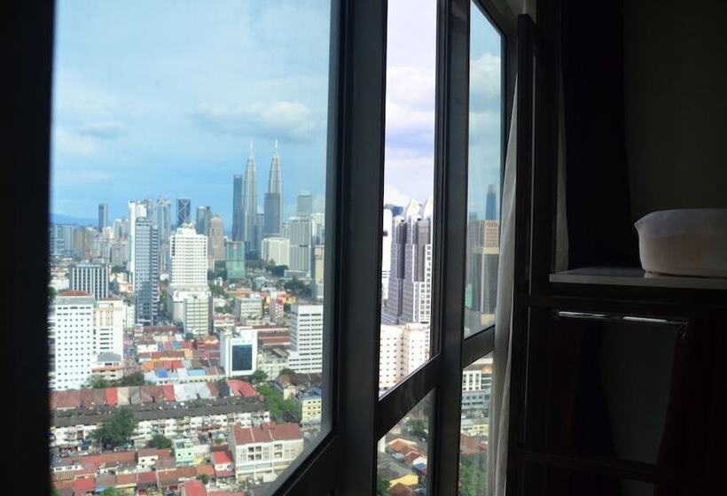 تختخواب در اتاق مشترک, Kl Skyline Hostel & Rooftop Infinity Sky Pool