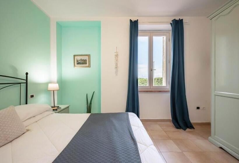 プールの見える１ベッドルームアパートメント, Ombra Verde Residence E B&b